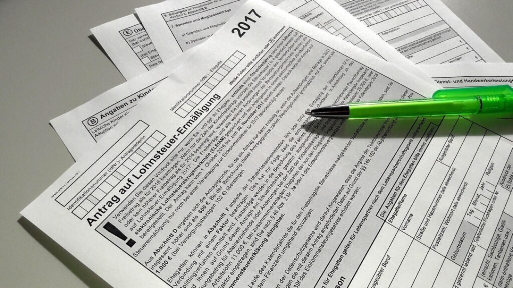 Download Voorbeeld aangifte loonbelasting gratis als PDF