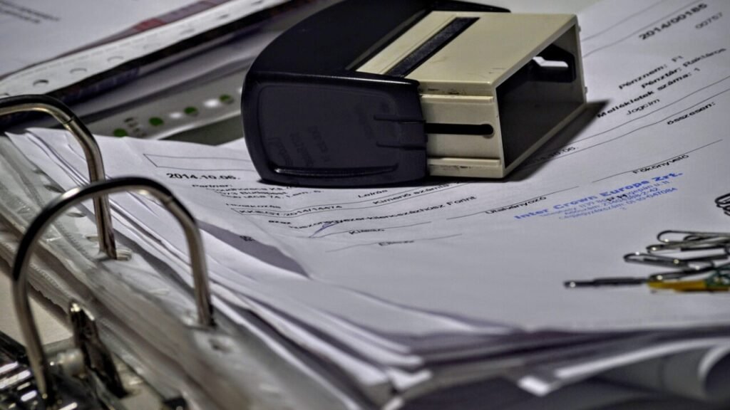 Voorbeeld factuur e boekhouden gratis PDF downloaden